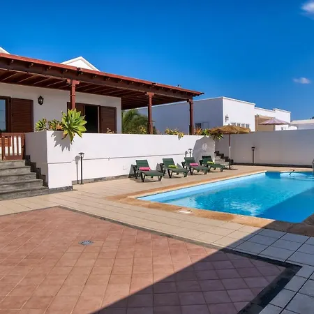Casa Alessandrina Puerto Calero-private Pool